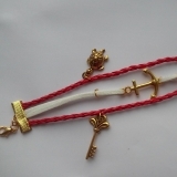 Браслет из кажаных шруров с подвесками "Морская черепашка"