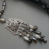 Дымчатое колье Долина тумана