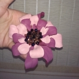 Кожаная брошь, заколка