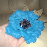 Кожаная брошь, заколка